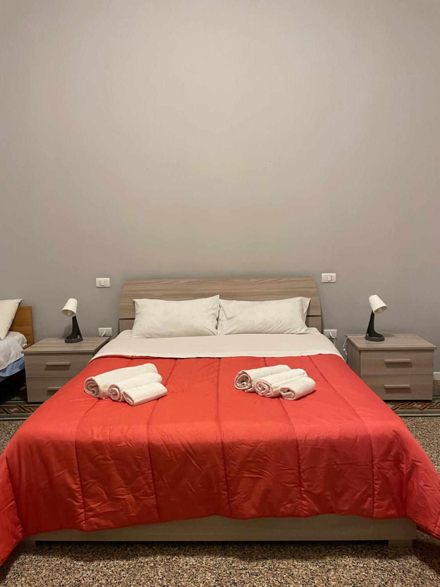 100 Passi Al Massimo Otel Palermo Dış mekan fotoğraf