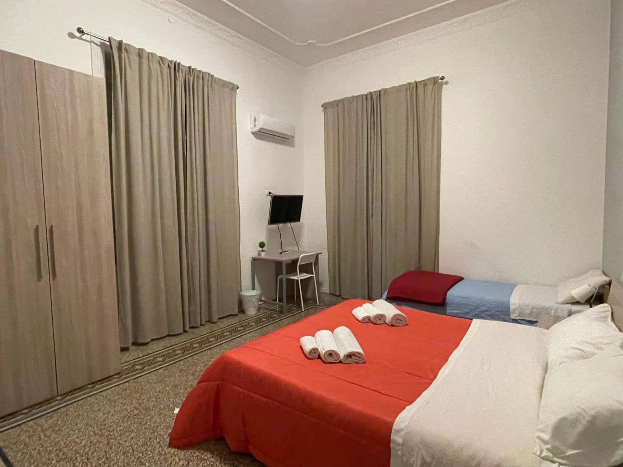 100 Passi Al Massimo Otel Palermo Dış mekan fotoğraf